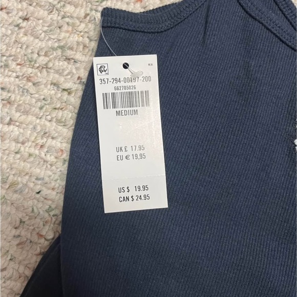 NEW Hollister Tank Top - Picture 4 of 6